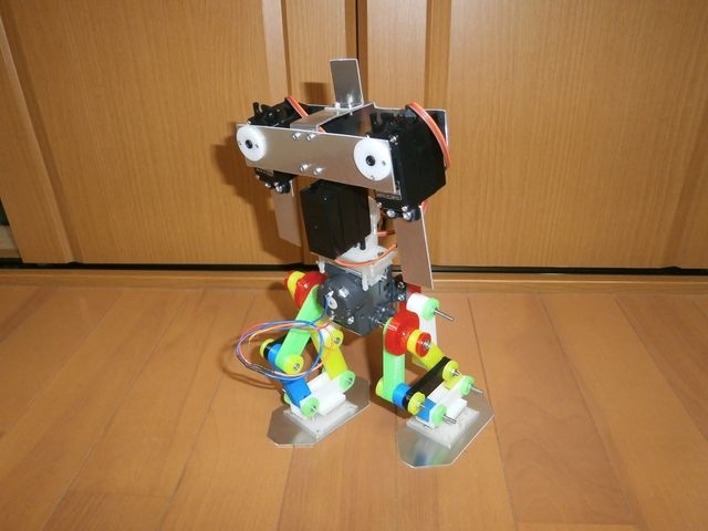 二足歩行ロボットセミナーに参加しました。