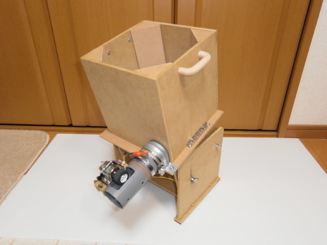 MDF材と塩ビパイプを使った自作卓球マシンの製作
