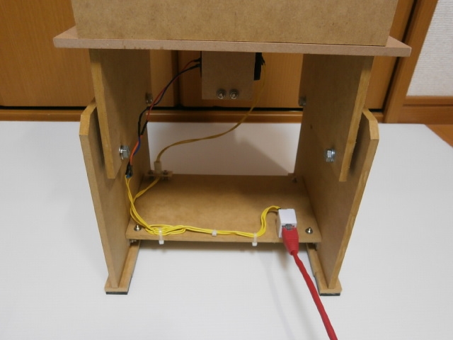 MDF材と塩ビパイプを使った自作卓球マシンの製作