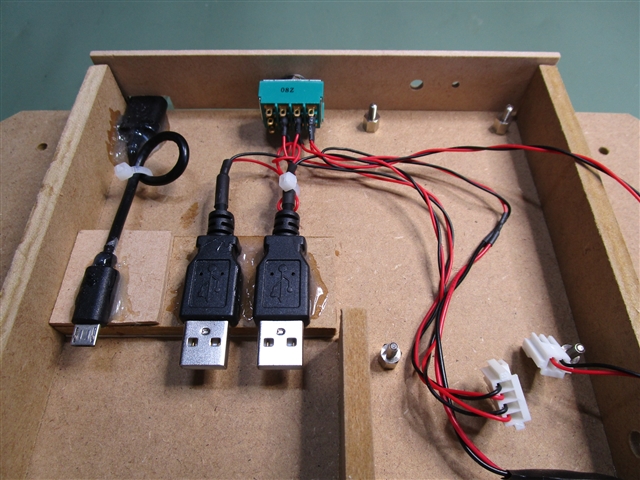 MDF材と塩ビパイプとArduinoマイコンを使ったリモコン自作卓球マシンの製作